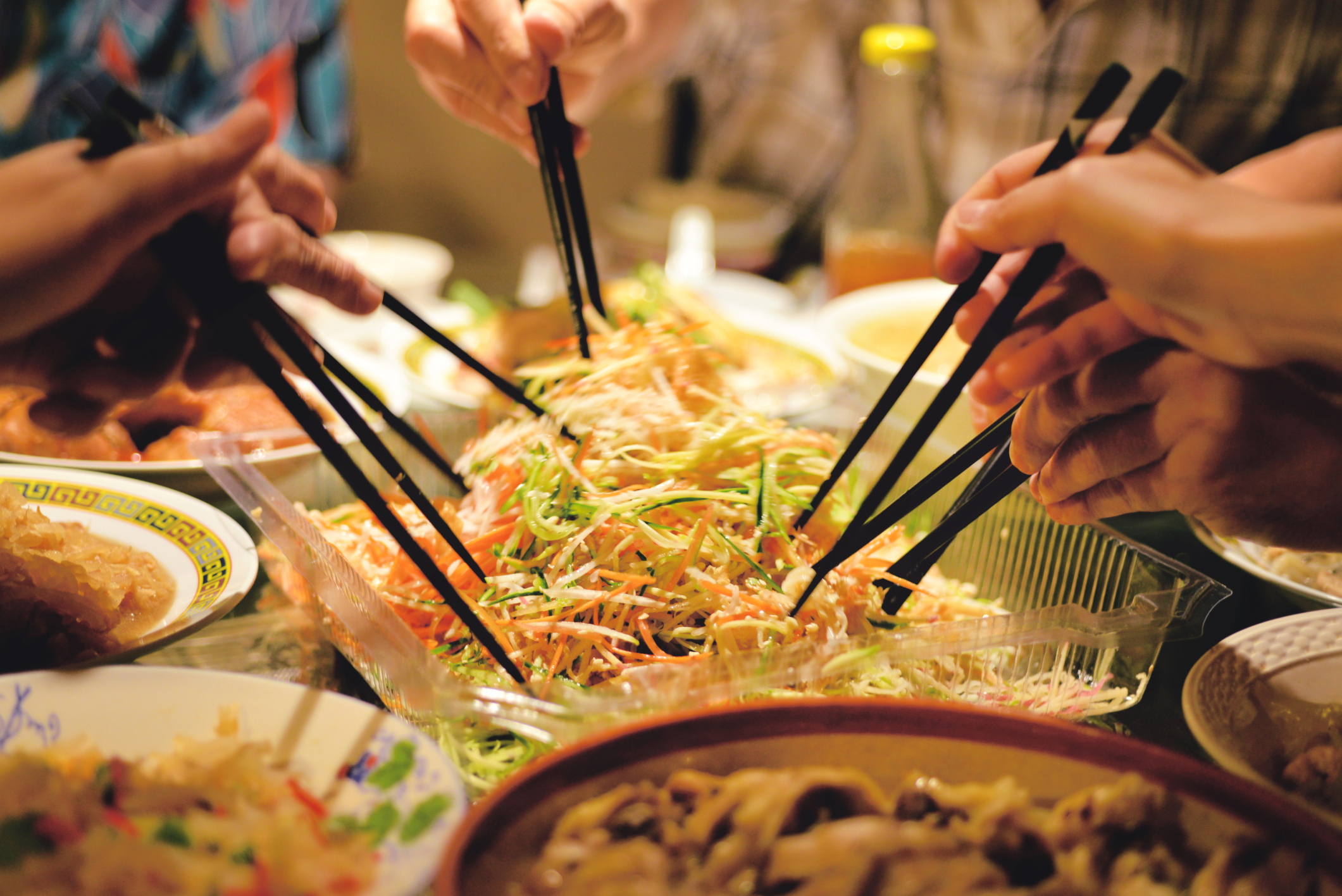 7 Tips on how to watch your calories during CNY reunion dinners - Marie