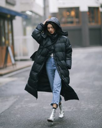 This winter coat trend is taking South Korea's streetstyle ...