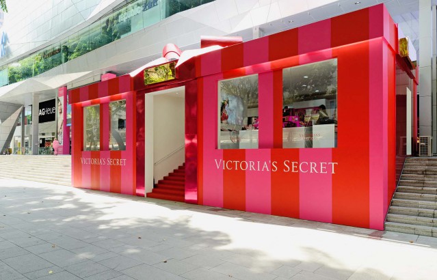 Victoria's Secret - Uptown - 134 visitors