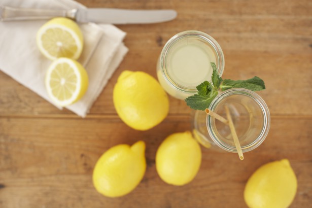 7 Ways to Soothe Cracked Heels with Simple Kitchen Ingredients