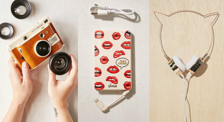 Holiday Gift Guide: This Season's Chic-est Gadgets