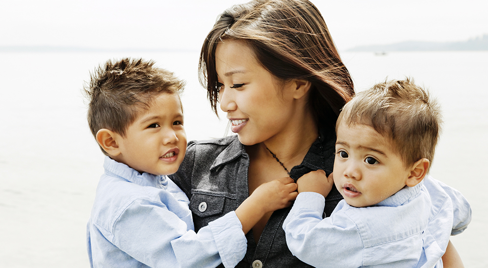 Positive Parenting: 10 Tips to prevent sibling rivalry