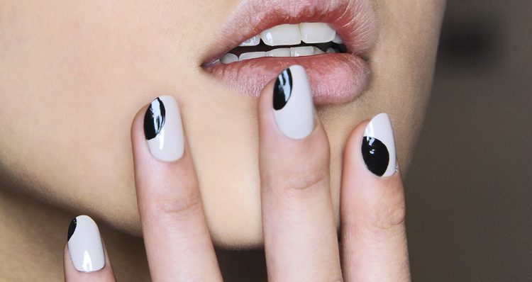 Abnorm Nail Behavior | Nail Art : Elegant Nails: Misty Garden