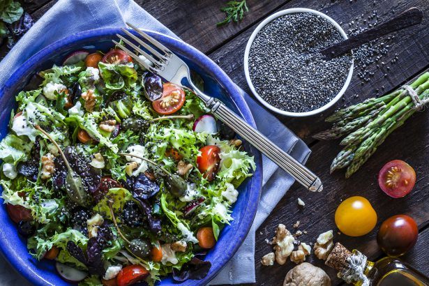 9 Delicious Ways to Make Your Salad More Filling